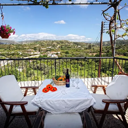 Leonidas Village * Goudhi