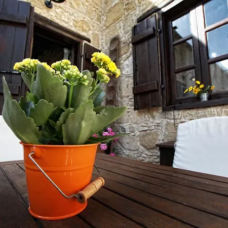 Country house Leonidas Village *