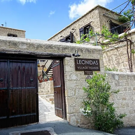 Country house Leonidas Village Goudhi