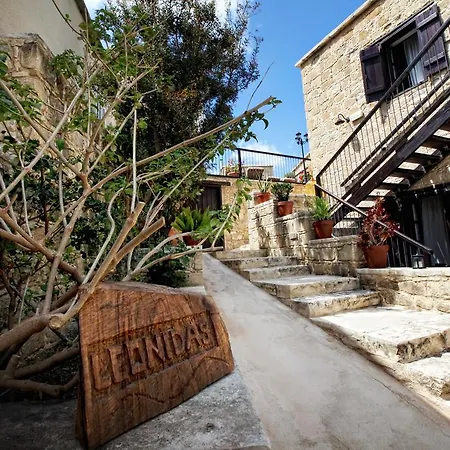 Leonidas Village Country house