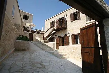 Leonidas Village Venkovský dům Goudhi