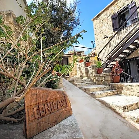 Leonidas Village Goudhi