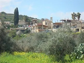 Leonidas Village Venkovský dům Goudhi