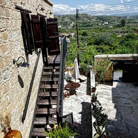 Leonidas Village * Goudhi