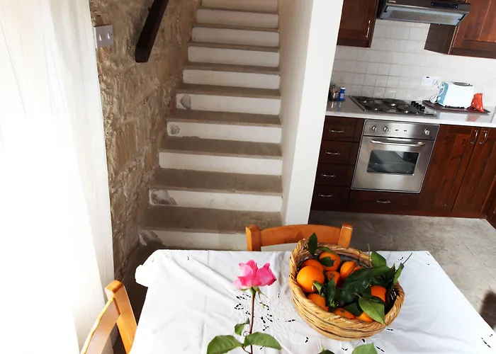 Leonidas Village Hétvégi ház *