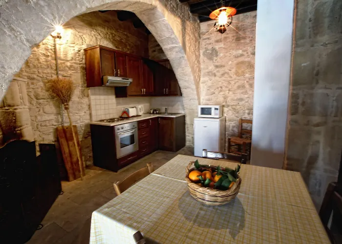 Leonidas Village Hétvégi ház Gudí